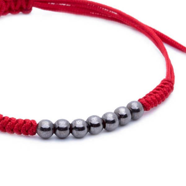 Modalooks-Ruthenium-Plated-4mm-7-Balls-Waxed-Cord-Macrame-Bracelet-Red-Close-Up